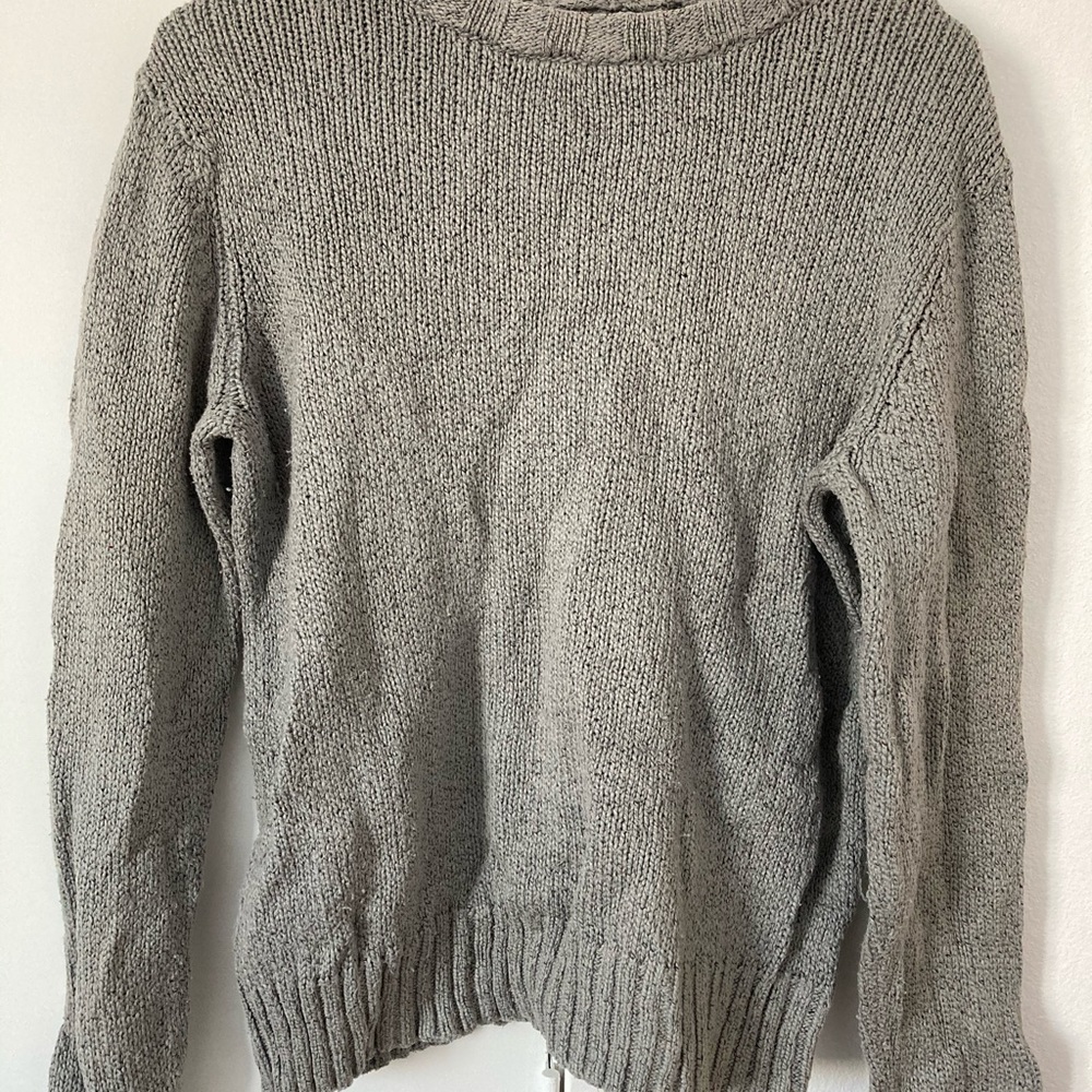 Grey sweater